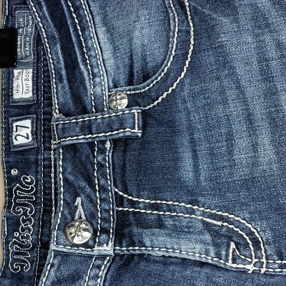 Miss Me Mid Rise Easy Boot Jeans - Picture 6 of 7